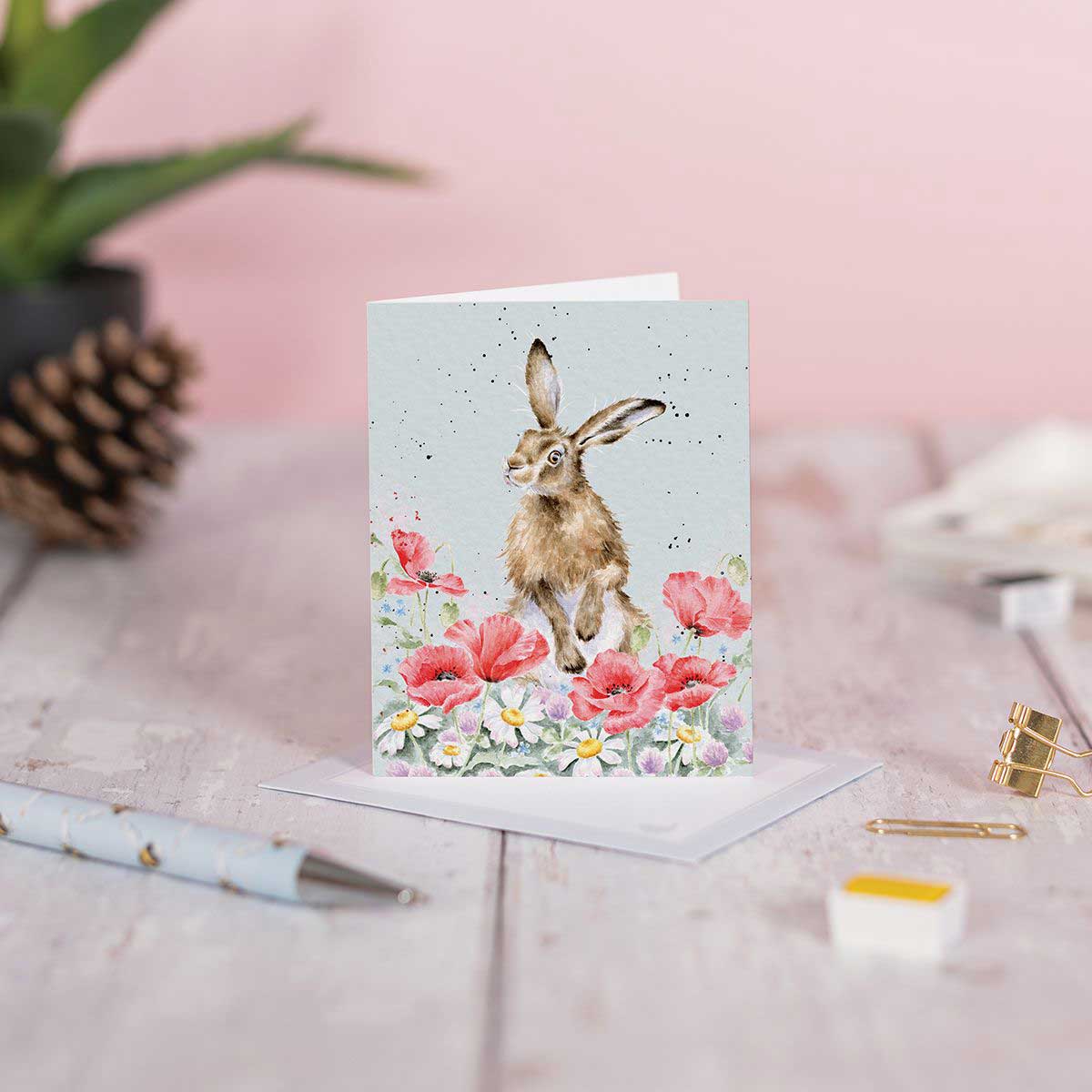 כרטיס ברכה מיני 'Field of Flowers' hare (GE131)