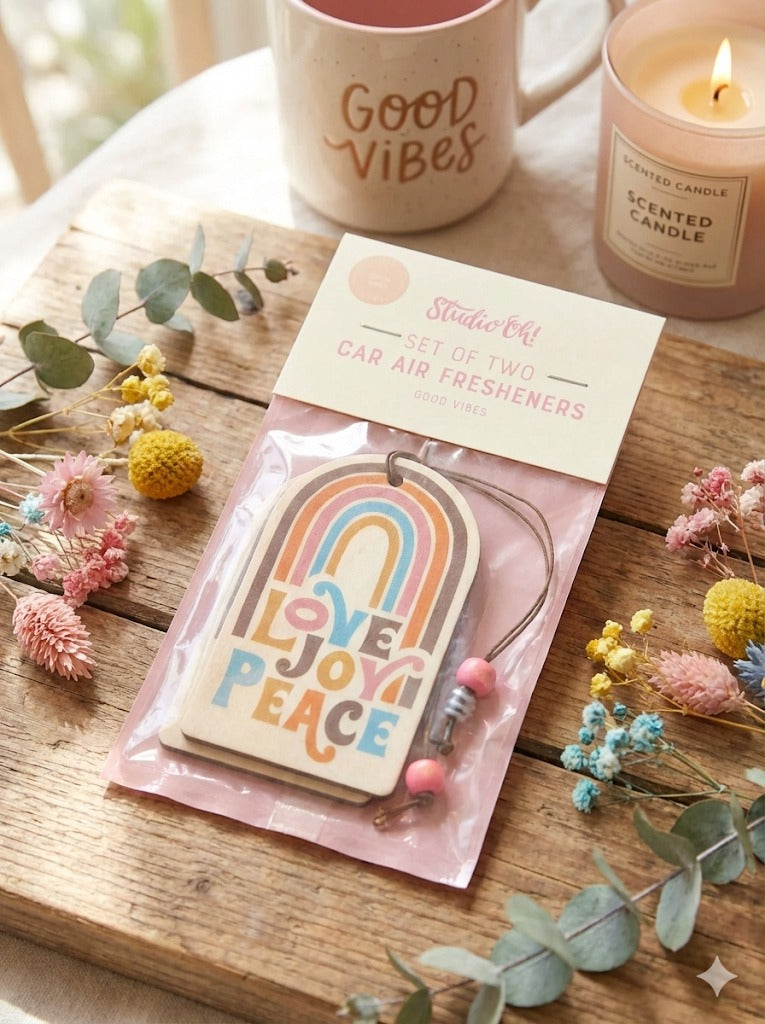 מפיץ ריח לרכב  Love Joy Peace