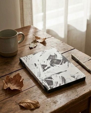 מארז Black & White