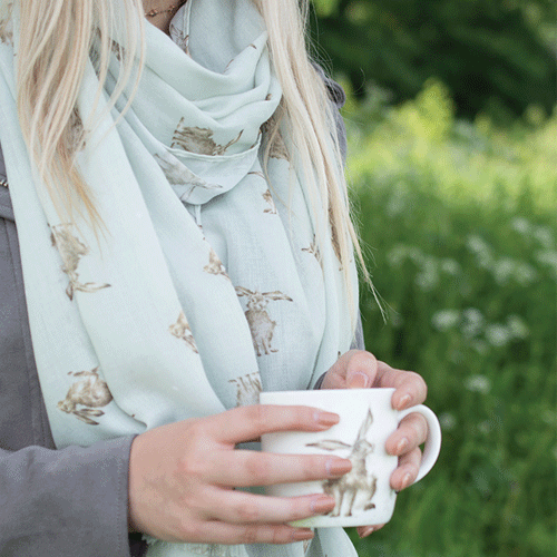 צעיף קליל ומעוצב - ארנבת קופצנית