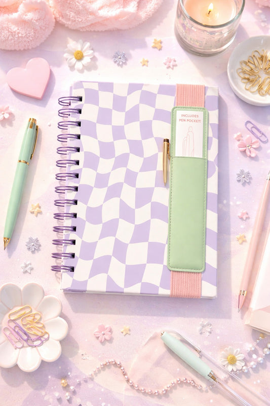 מחברת ספירלה עם כיס לעט A Mirage of Thoughts