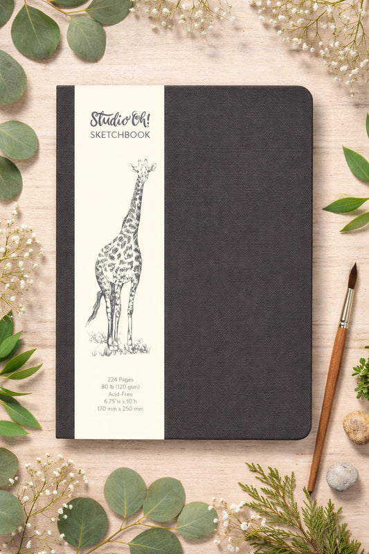 מחברת סקצ׳בוק בצבע שחור