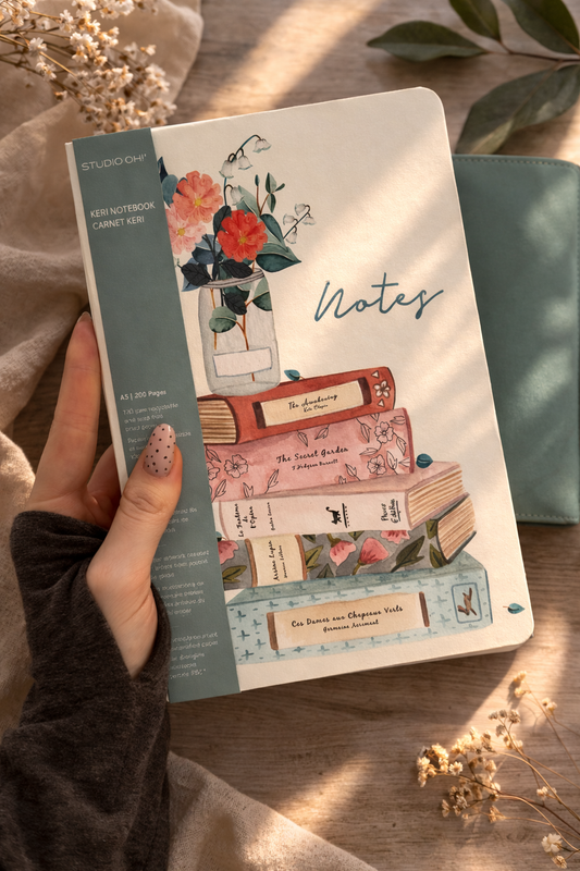 מחברת רכה keri דגם  A Bountiful Read